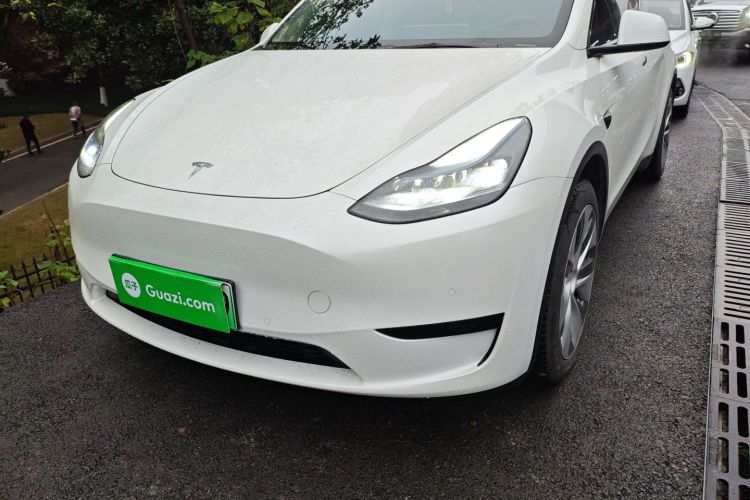 特斯拉 Model Y 2022款 改款 后轮驱动版局部细节36