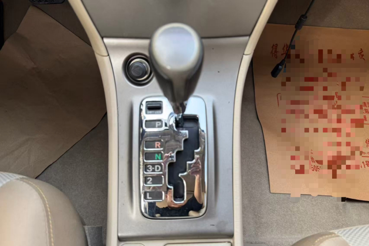 丰田 花冠 2013款 1.6L 自动卓越版中控内饰18