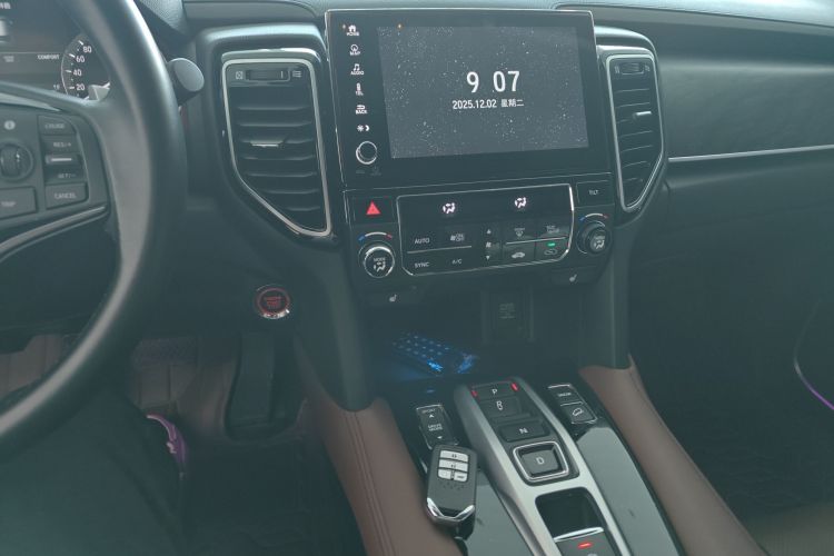 本田UR-V 2020款 370TURBO 两驱尊雅版中控内饰16