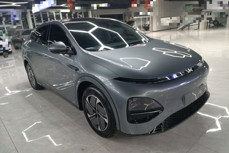 小鹏G6 2023款 755 超长续航 Pro车身外观3