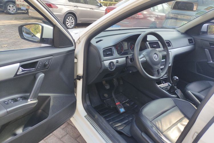大众 朗行 2013款 1.6L 手动舒适型中控内饰20