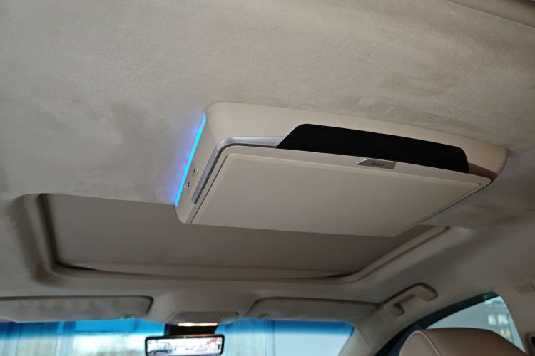 别克GL8 2023款 陆上公务舱 智慧尊贵型局部细节22