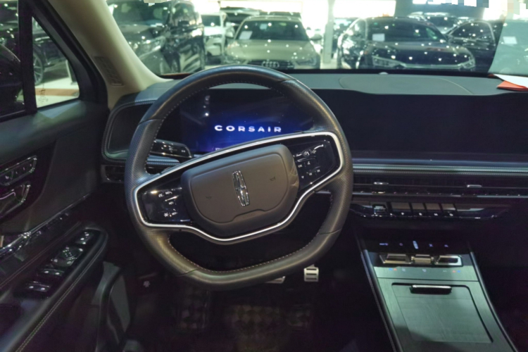 林肯 冒险家 2023款 2.0T 两驱尊享版中控内饰13