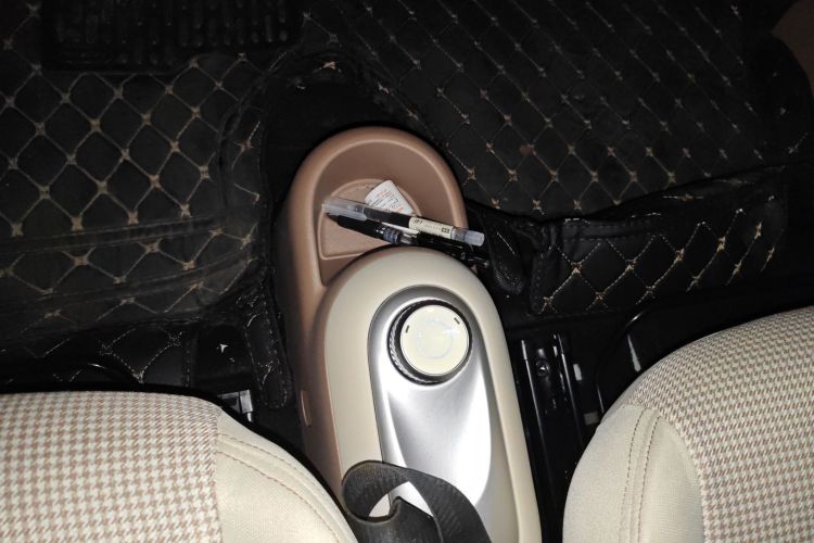 五菱汽车 宏光MINIEV 2025款 四门版 进阶款中控内饰18