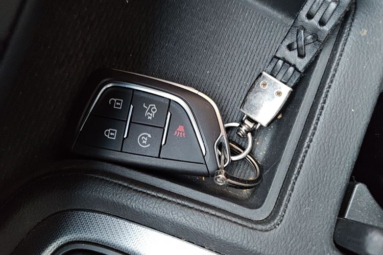 凯迪拉克CT5 2022款 28T 豪华型（标准版）中控内饰11