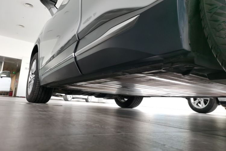 蔚来ES6 2019款 420KM 运动版局部细节9002