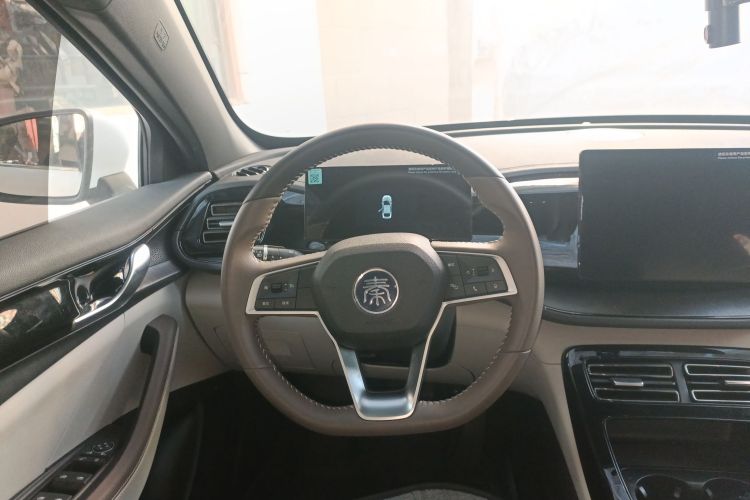 比亚迪 秦PLUS 2024款 荣耀版 DM-i 55KM领先型中控内饰13