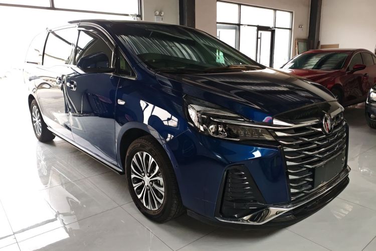 别克GL8 2023款 陆上公务舱 智慧尊贵型车身外观6002