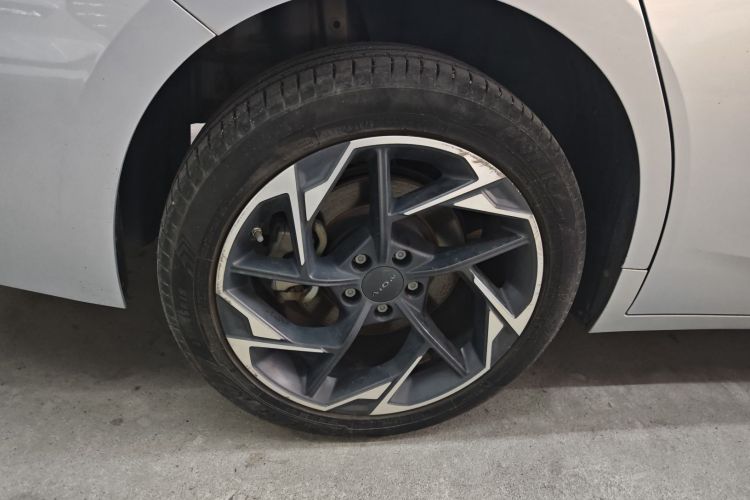 埃安 AION S MAX 2024款 80 星辰版 三元锂车身外观6001