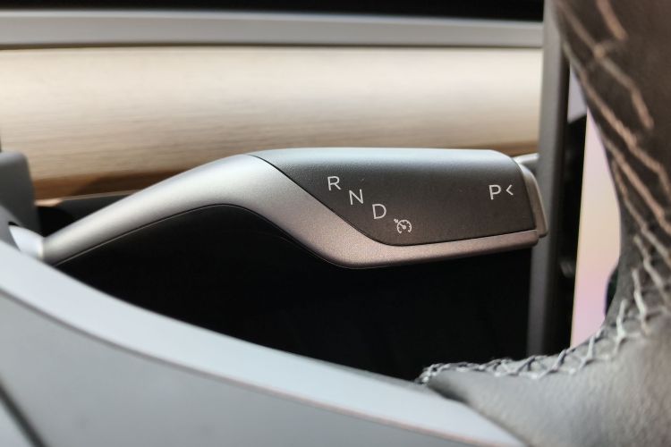 特斯拉 Model Y 2022款 后轮驱动版局部细节18