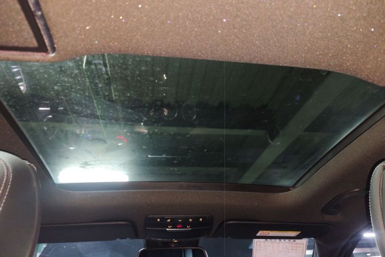 奔驰GLC 2019款 改款 GLC 260 L 4MATIC 豪华型中控内饰22