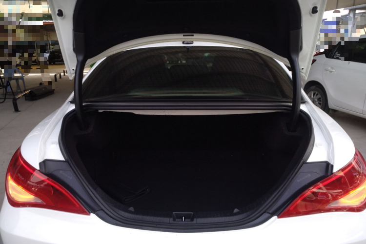 奔驰CLA 2018款 CLA 200 动感型局部细节23