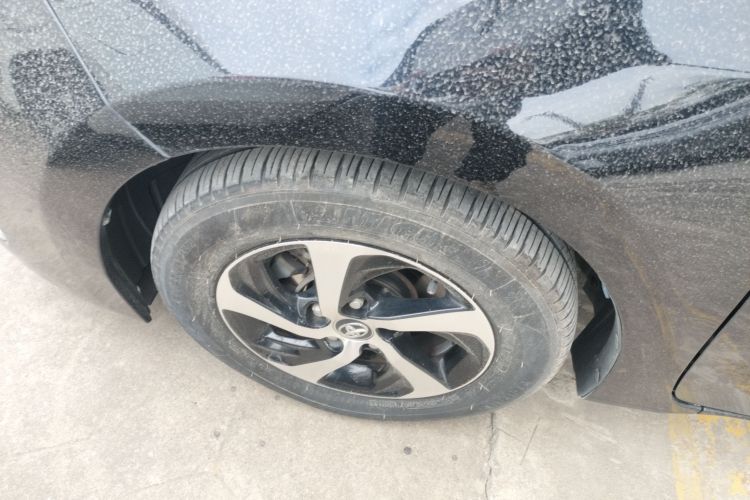 丰田 雷凌 2017款 改款 185T CVT精英版 国VI车身外观6003