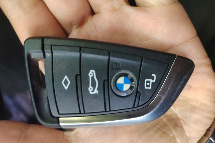 宝马2系(进口) 2021款 225i 四门轿跑车 M运动套装中控内饰11