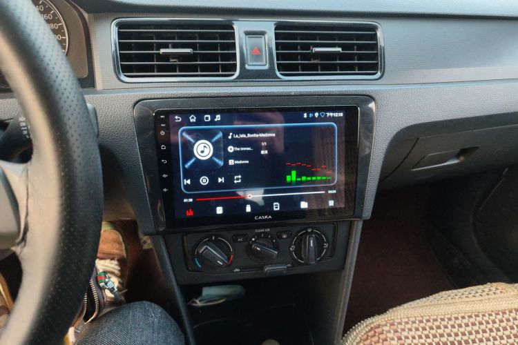 大众 桑塔纳 2015款 1.4L 手动风尚版中控内饰16