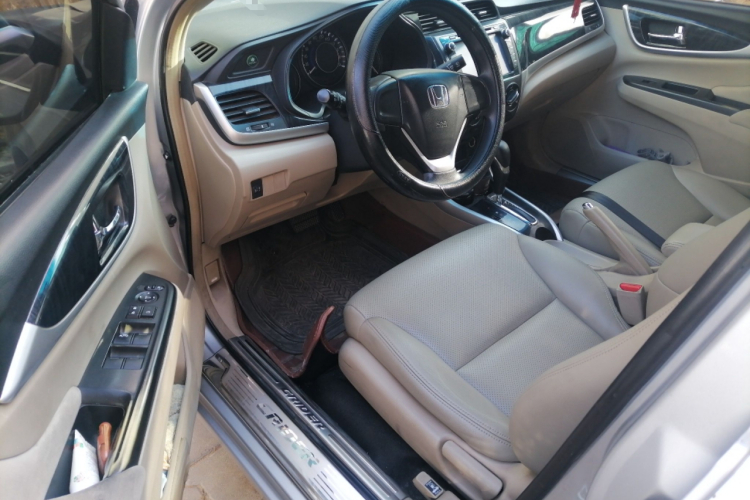 本田 凌派 2013款 1.8L 自动舒适版中控内饰20