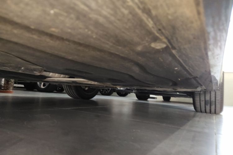 宝马5系 2025款 525Li M运动套装局部细节9002