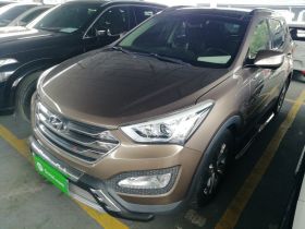 现代 胜达 2015款 2.0T 自动四驱智能型 5座