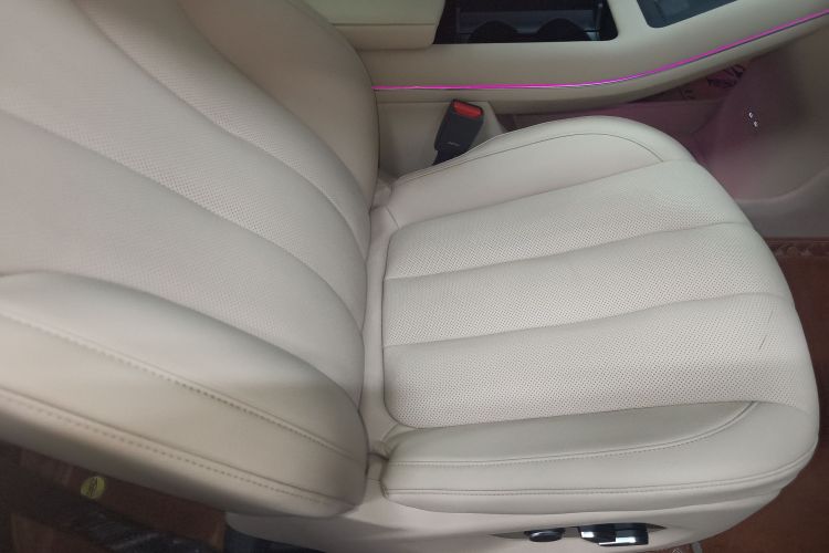 鸿蒙智行 问界M7 2022款 1.5T 后驱舒适版局部细节41