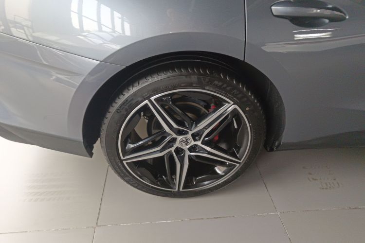 名爵 MG7 2023款 2.0T 自动Trophy+激擎耀世版车身外观6008