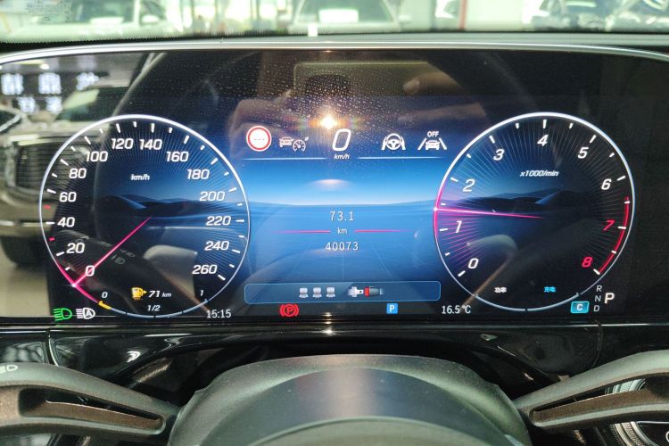 奔驰E级 2024款 E 300 L 豪华型中控内饰14