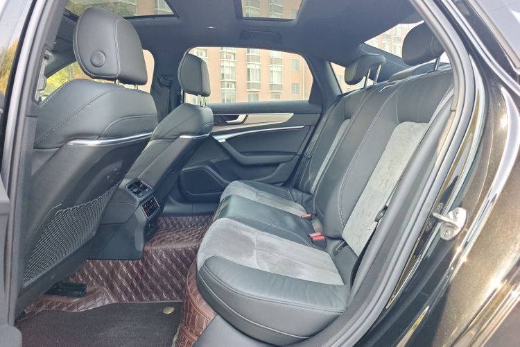 奥迪A6L 2020款 45 TFSI 臻选动感型中控内饰7004