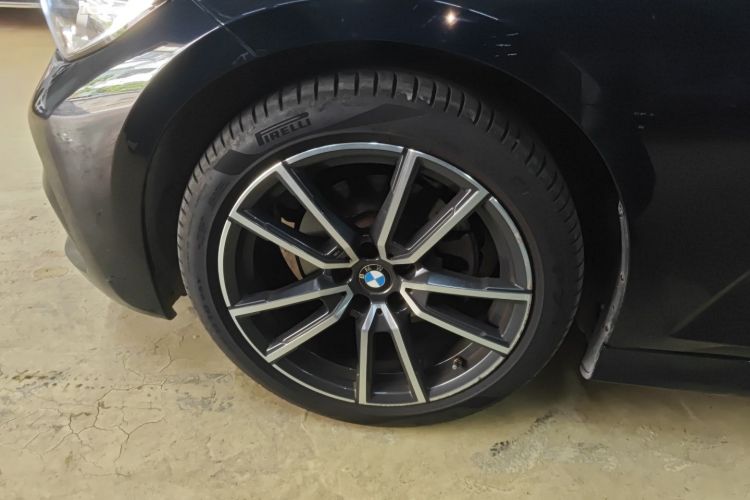 宝马3系 2022款 325Li M运动套装车身外观6007