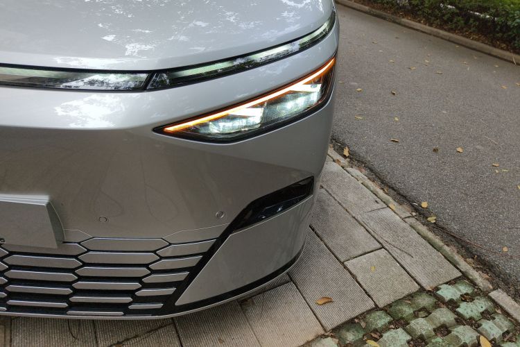 小鹏X9 2024款 610长续航Pro局部细节36