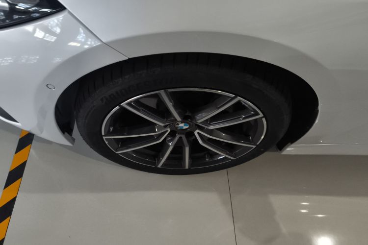 宝马3系 2023款 325Li M运动套装车身外观6007