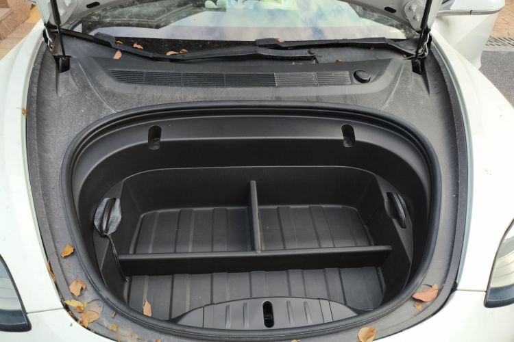 特斯拉 Model 3 2019款 标准续航后驱升级版局部细节24