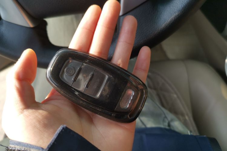 丰田 锐志 2010款 2.5S 风度菁华版中控内饰7001