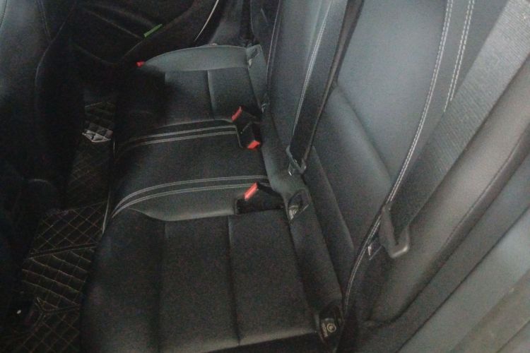 奔驰CLA 2018款 CLA 200 时尚型中控内饰7004