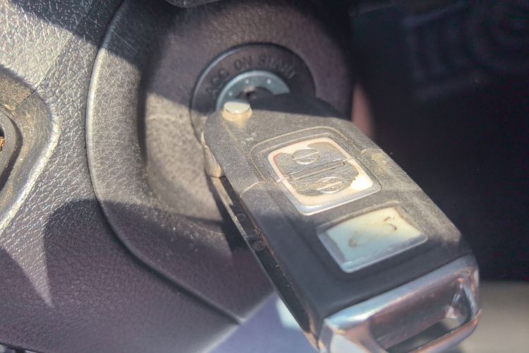 奔腾B30 2017款 1.6L 自动舒适型中控内饰11