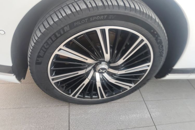 小鹏G9 2022款 570 Pro车身外观6007