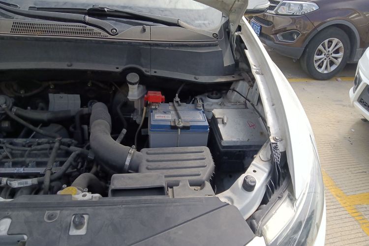 东南DX7 2017款 1.5T 自动豪华型机舱底盘26