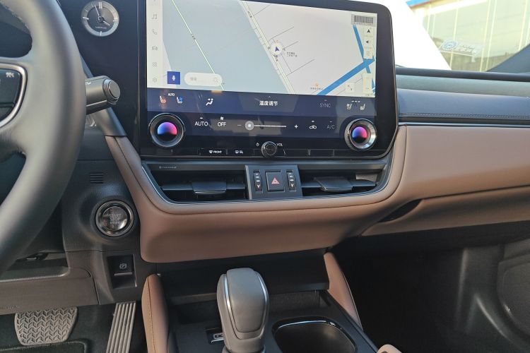 雷克萨斯ES 2025款 200 臻享版中控内饰16