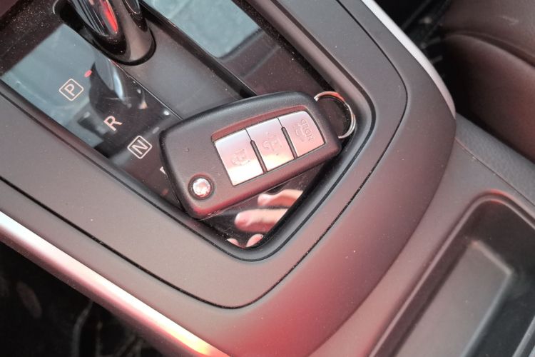 日产 轩逸 2021款 经典 1.6XE CVT舒适版中控内饰7001