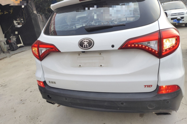 比亚迪 宋 2017款 盖世升级版 1.5TID 自动精英型车身外观6004