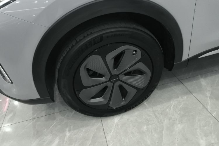 星途瑶光 2023款 400T 四驱奢享版车身外观6002