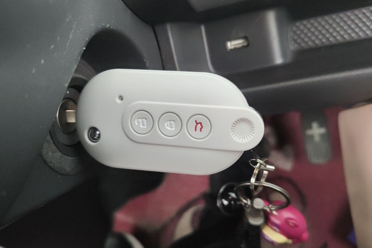 五菱汽车 宏光MINIEV 2022款 GAMEBOY 200km 玩咖款 磷酸铁锂中控内饰11