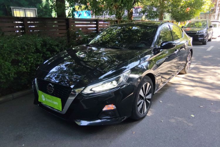 日产 天籁 2020款 2.0L XL Upper 智行版车身外观1