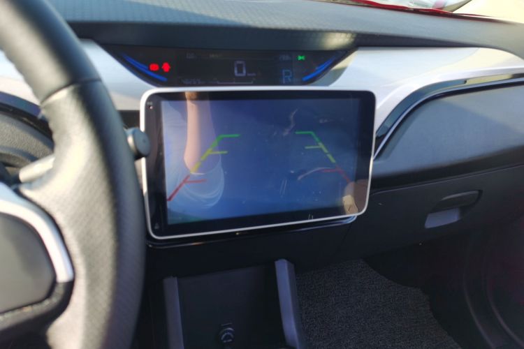 江铃集团新能源 易至EV3 2022款 小雷达悦跑型中控内饰16