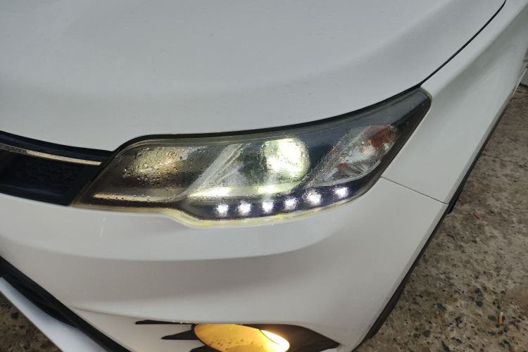 东南DX3 2018款 1.5T CVT尊贵型局部细节36