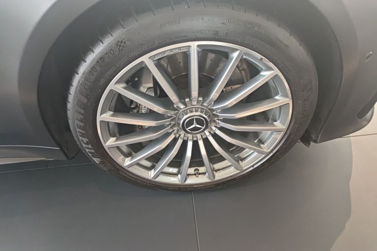 奔驰 2023款 AMG GT 50 四门跑车车身外观10