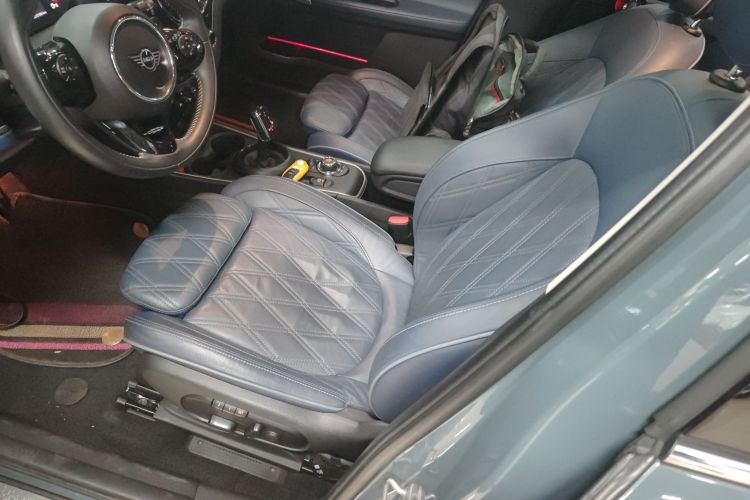 MINI Countryman 2021款 2.0T COOPER S ALL4中控内饰19