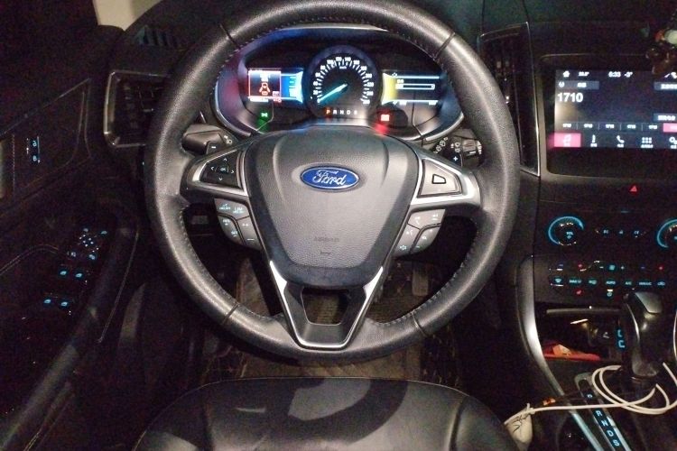 福特 锐界 2016款 EcoBoost 245 两驱豪锐型 7座中控内饰13