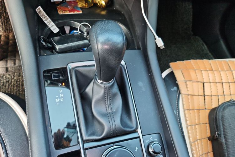 马自达3 昂克赛拉 2020款 1.5L 自动质悦天窗版中控内饰18