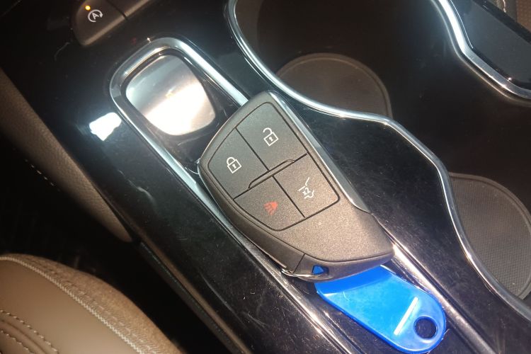 别克 2022款 昂科威Plus 652T 五座豪华型中控内饰11