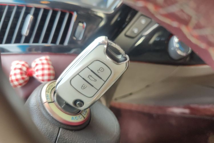 雪佛兰 科鲁兹 2015款 1.5L 经典 SE AT中控内饰11