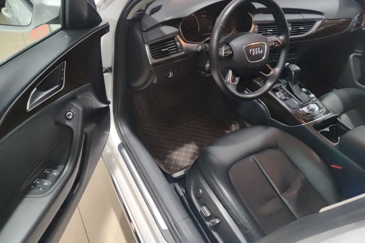奥迪A6L 2017款 TFSI 舒适型中控内饰20
